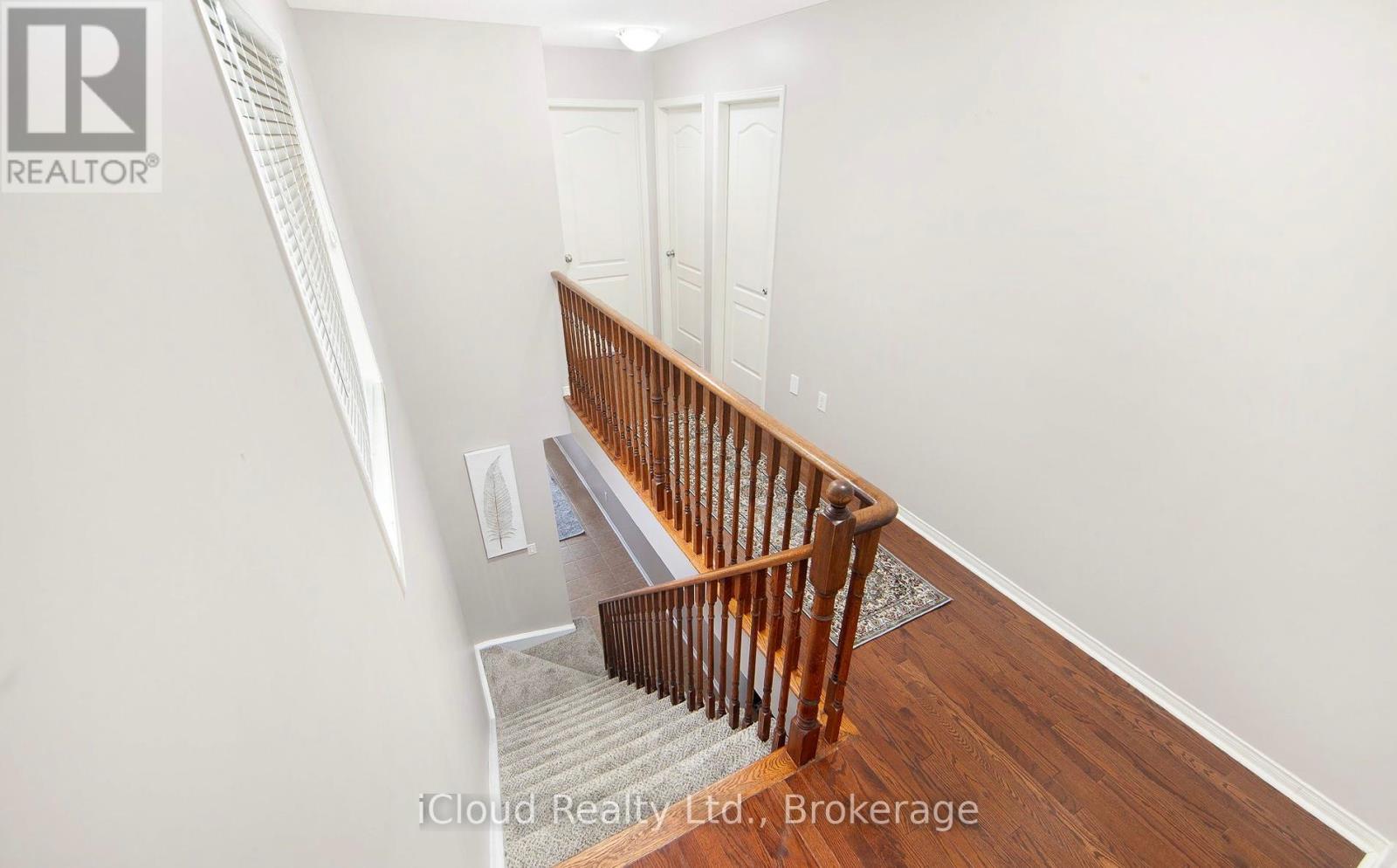 18 Meadowhawk Trail, Bradford West Gwillimbury (Bradford), Ontario  L3Z 0E6 - Photo 11 - N12445903