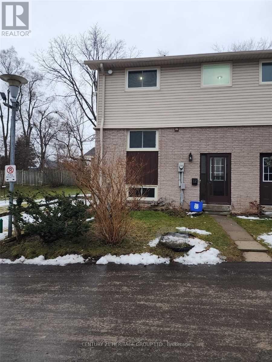 12 - 233 INNISFIL STREET, Barrie, Ontario