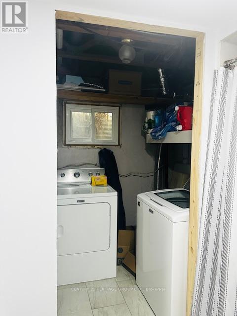 12 - 233 Innisfil Street, Barrie, Ontario  L4N 3E9 - Photo 15 - S12445888