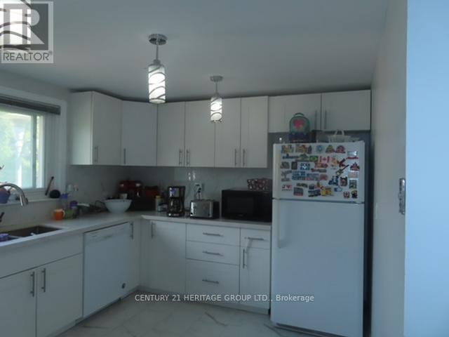 12 - 233 Innisfil Street, Barrie, Ontario  L4N 3E9 - Photo 7 - S12445888