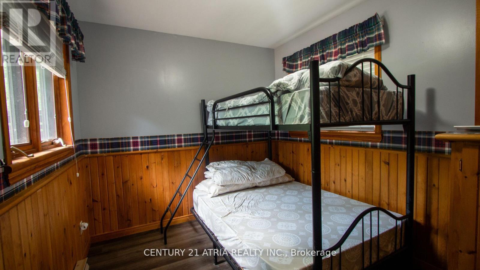 3458 Amilia Drive, Ramara, Ontario  L0K 1B0 - Photo 24 - S12445901