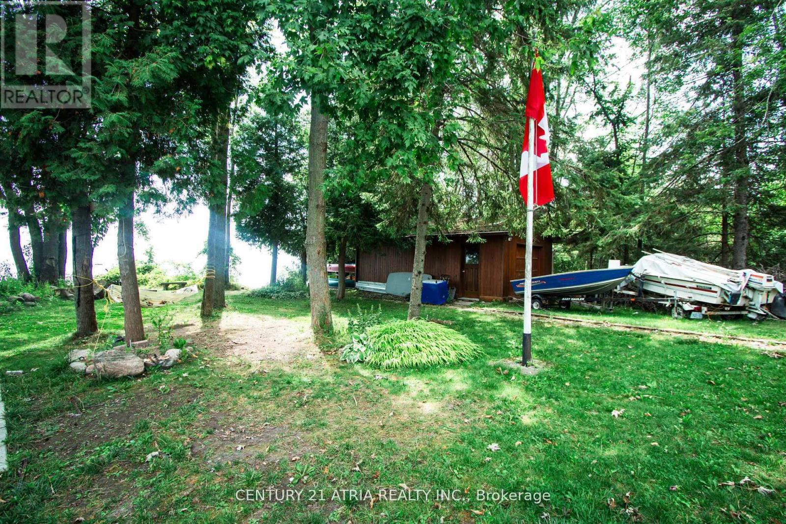 3458 Amilia Drive, Ramara, Ontario  L0K 1B0 - Photo 3 - S12445901