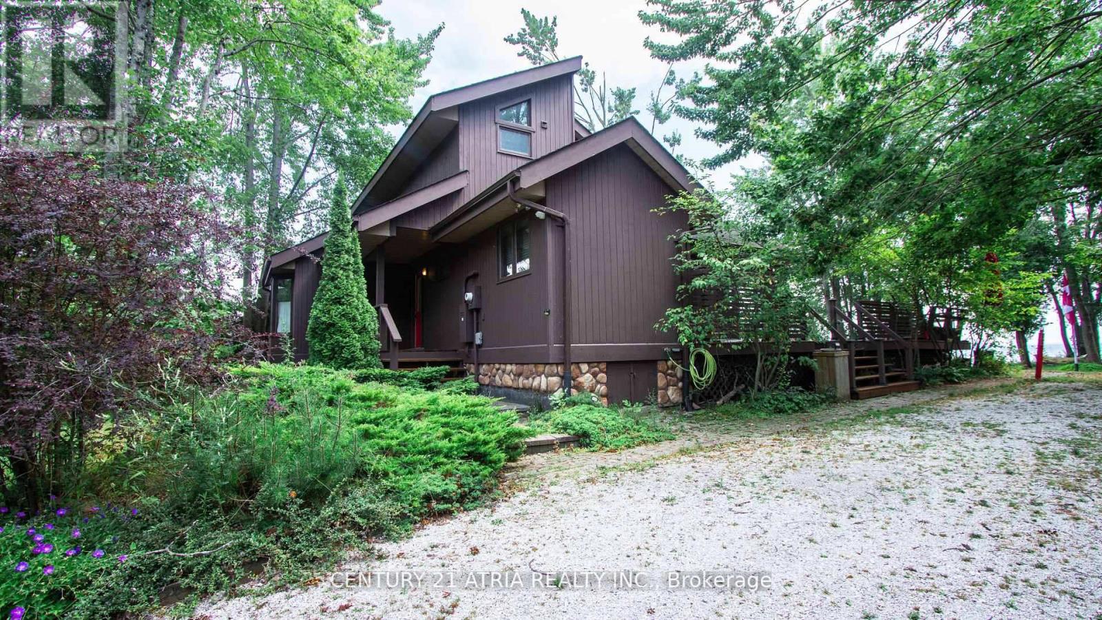 3458 Amilia Drive, Ramara, Ontario  L0K 1B0 - Photo 6 - S12445901