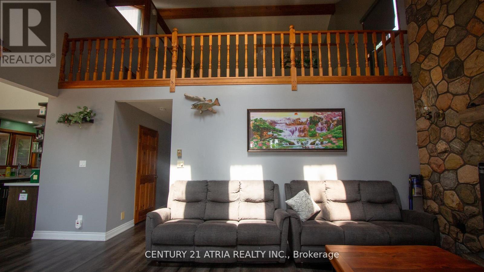 3458 Amilia Drive, Ramara, Ontario  L0K 1B0 - Photo 9 - S12445901