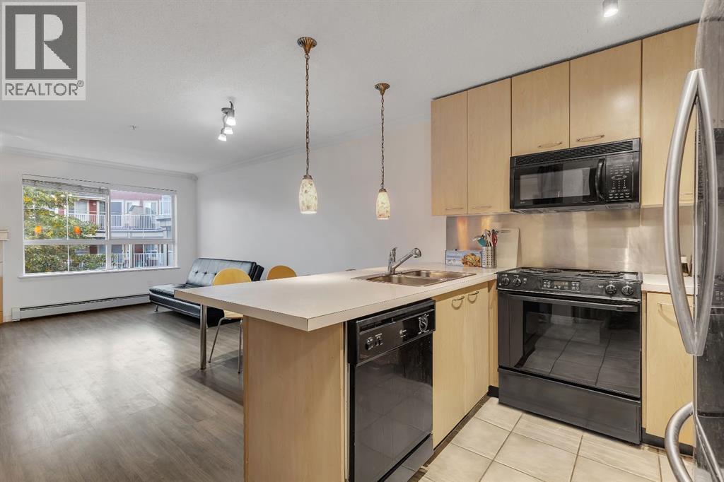 327, 22 Richard Place Sw, Calgary, Alberta  T3E 7N6 - Photo 10 - A2257592