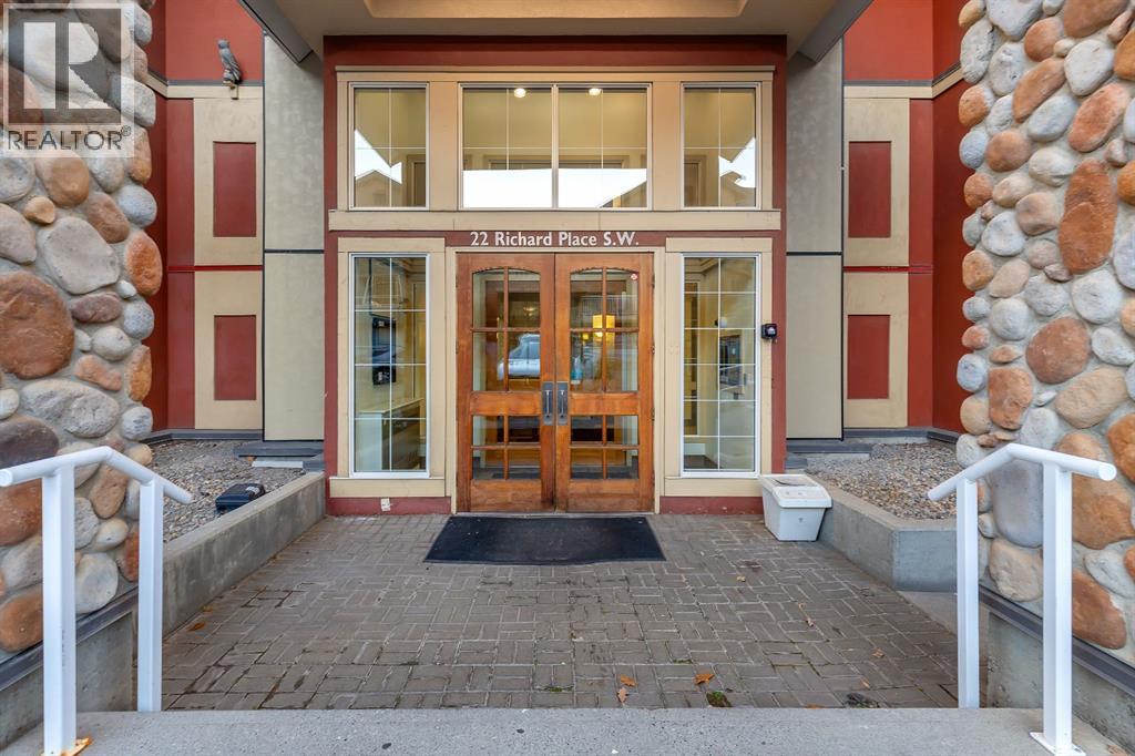 327, 22 Richard Place Sw, Calgary, Alberta  T3E 7N6 - Photo 6 - A2257592