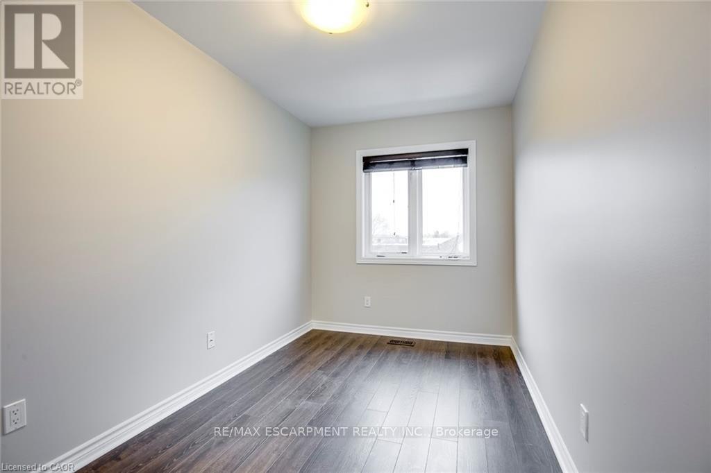 991 Reimer Common, Burlington, Ontario  L7R 0C8 - Photo 21 - W12445902