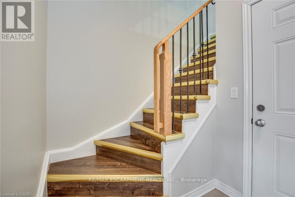 991 Reimer Common, Burlington, Ontario  L7R 0C8 - Photo 23 - W12445902
