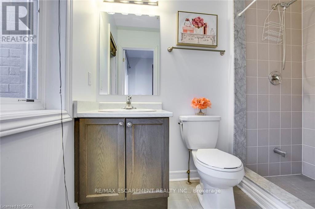 991 Reimer Common, Burlington, Ontario  L7R 0C8 - Photo 26 - W12445902