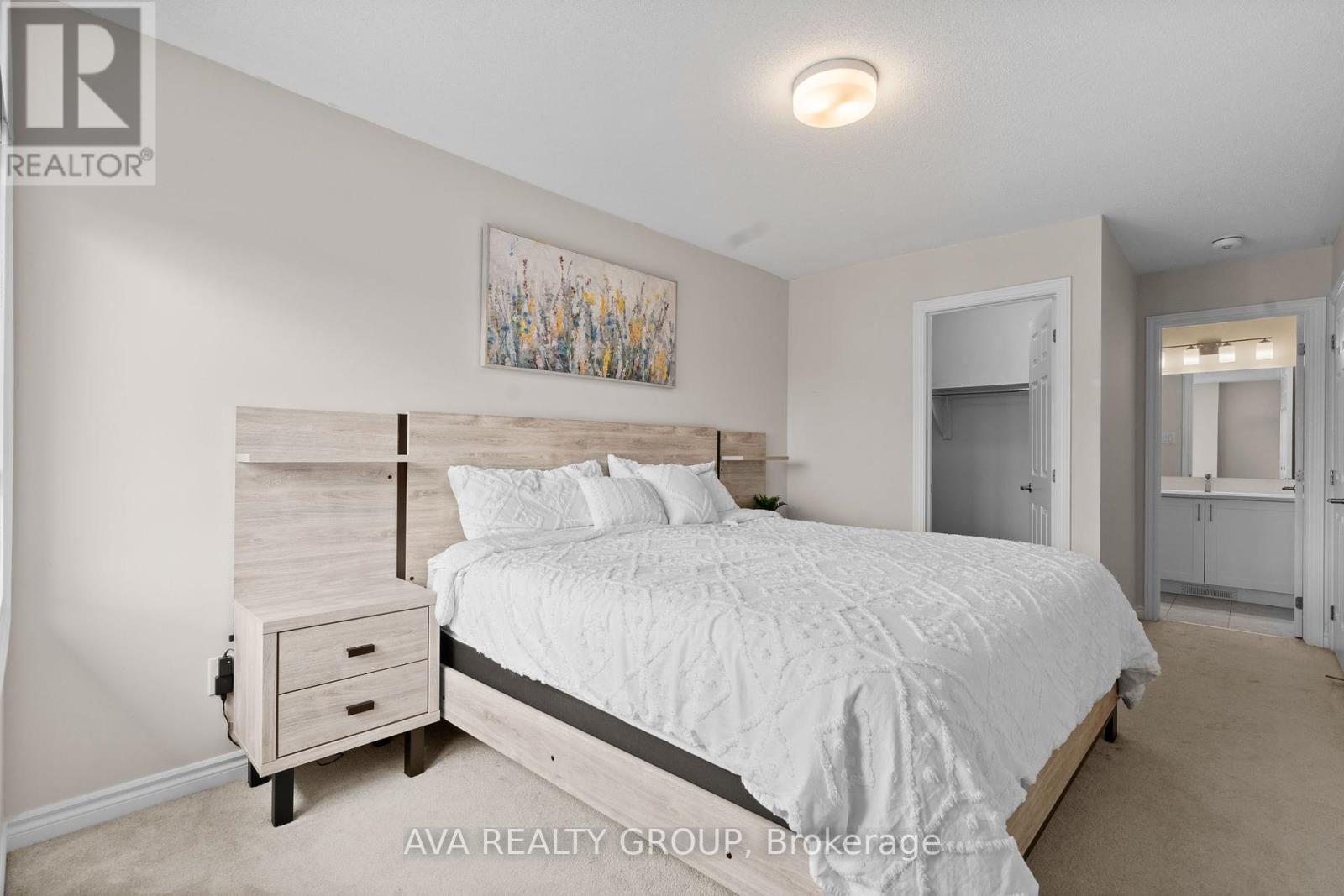 304 Lapland Private, Ottawa, Ontario  K2V 0S2 - Photo 14 - X12445908