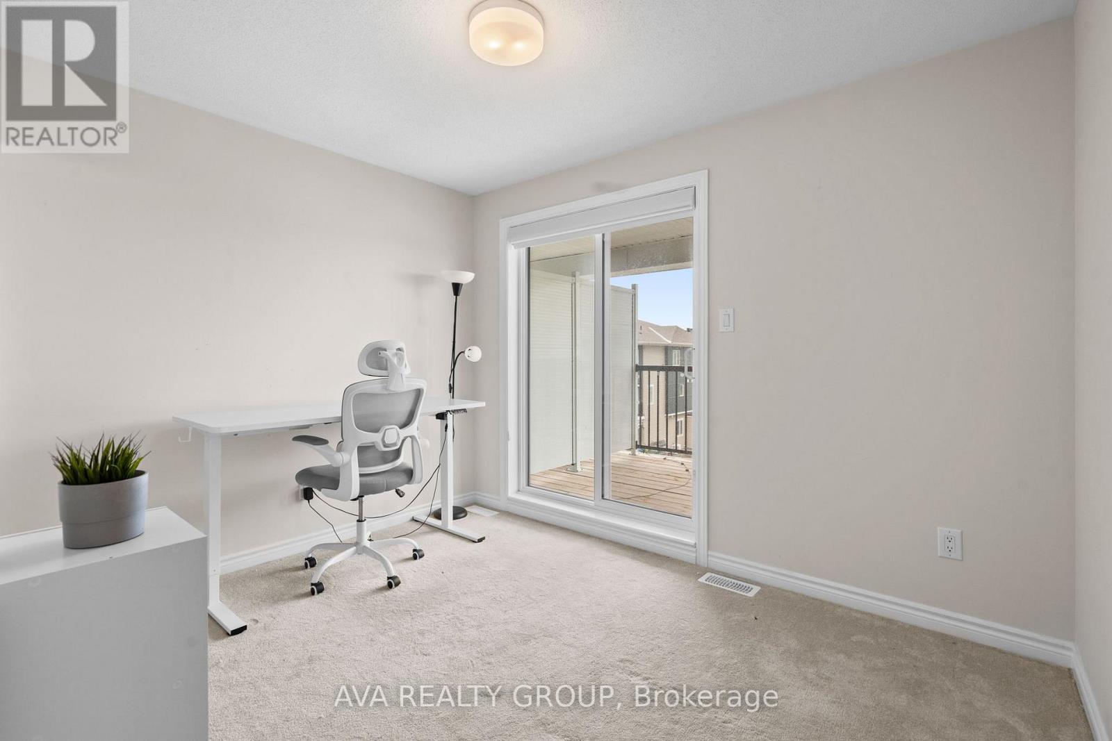 304 Lapland Private, Ottawa, Ontario  K2V 0S2 - Photo 18 - X12445908