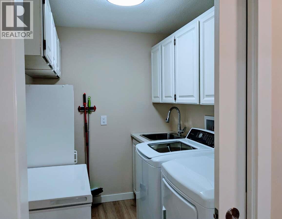 1450 Bertram Street Unit# 302, Kelowna, British Columbia  V1Y 8R9 - Photo 28 - 10365051
