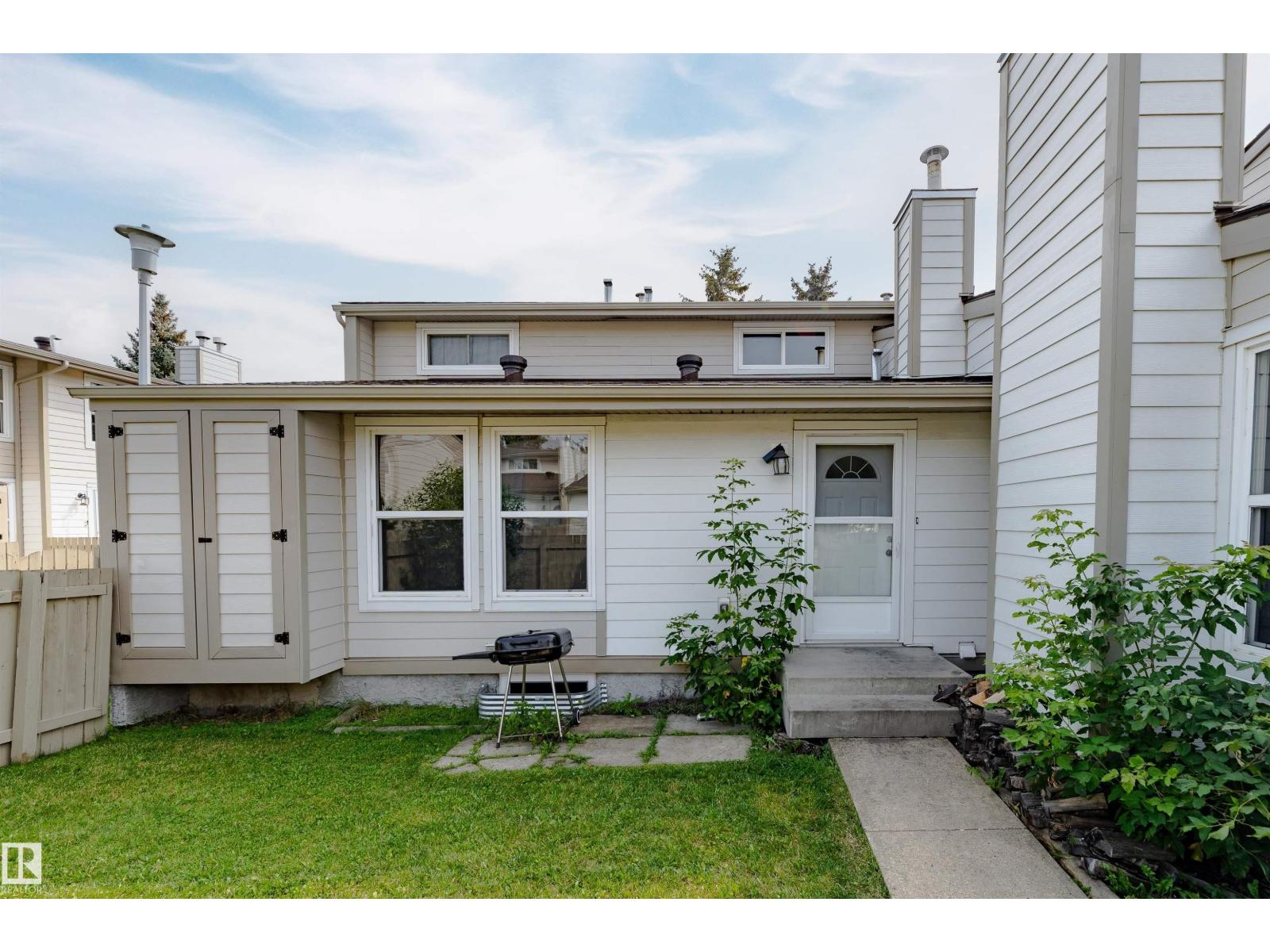 1130 Knottwood Rd Nw, Edmonton, Alberta  T6K 2J8 - Photo 3 - E4460953