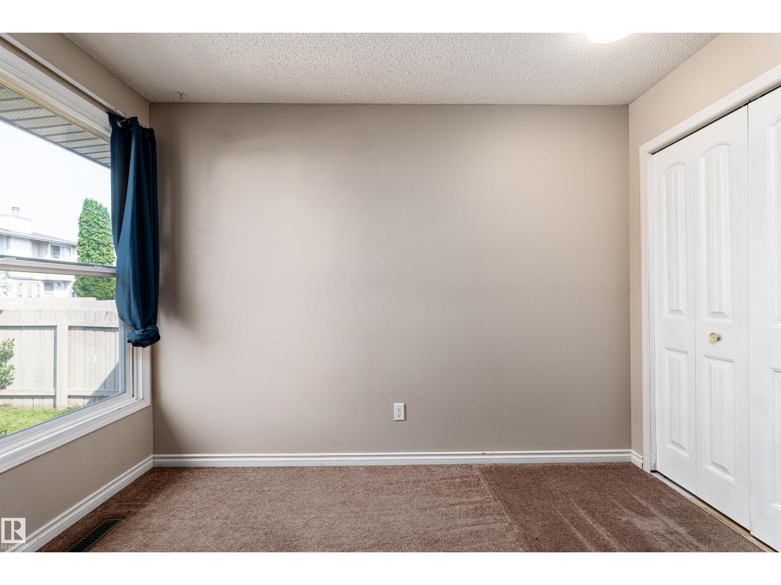 1130 Knottwood Rd Nw, Edmonton, Alberta  T6K 2J8 - Photo 8 - E4460953