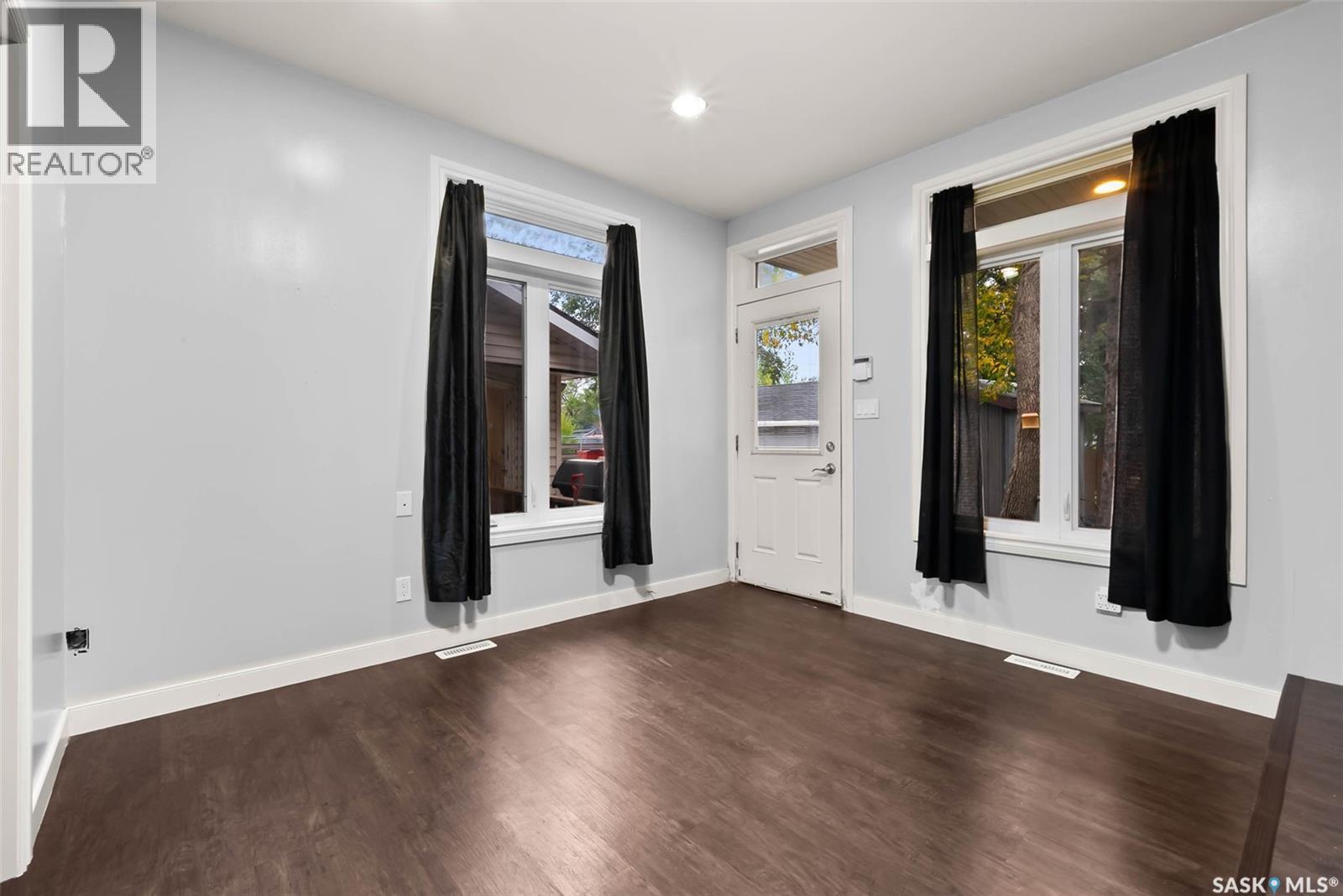 457 Montreal Street, Regina, Saskatchewan  S4R 1L4 - Photo 6 - SK019891