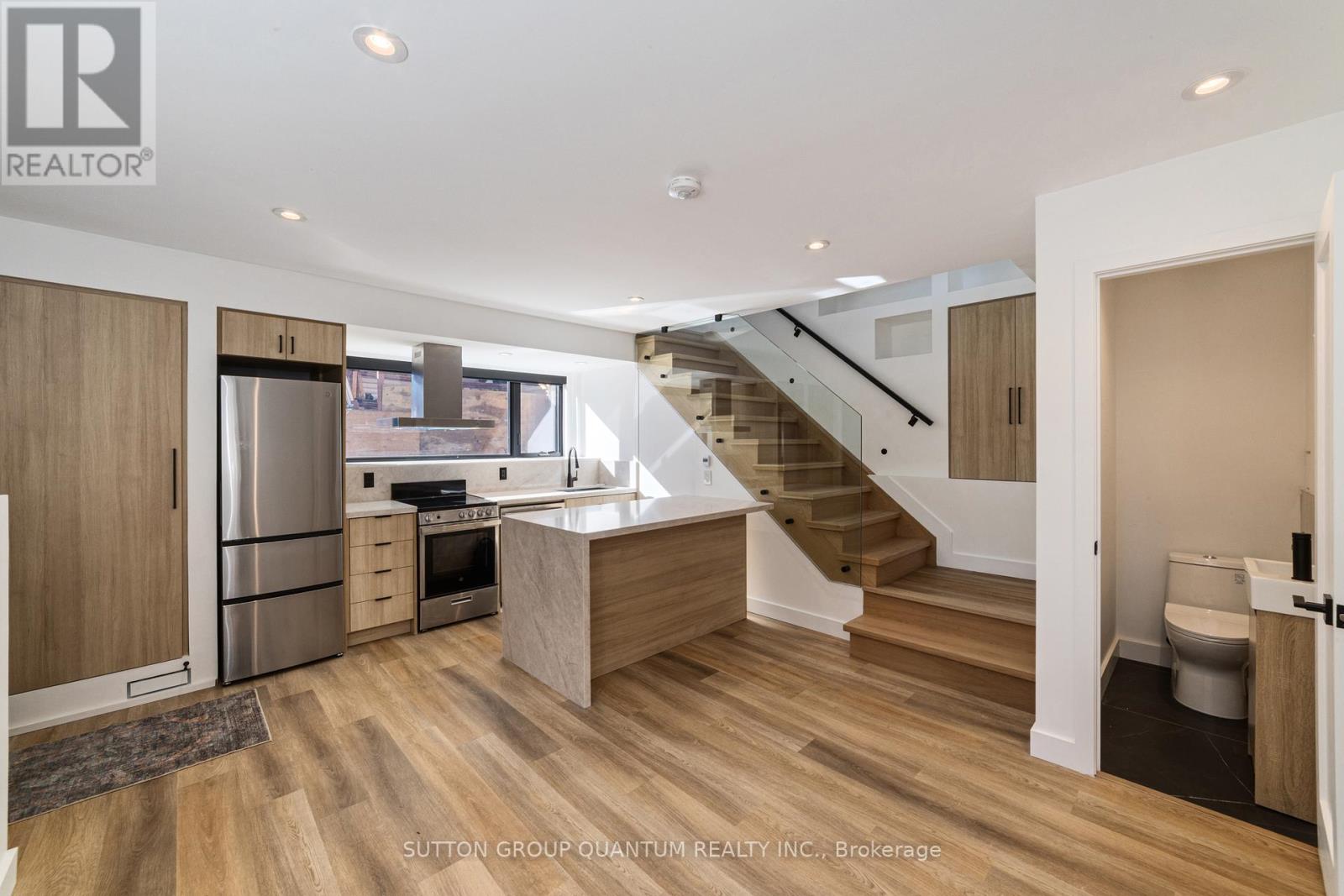 Garden Suite - 156 Mavety Street, Toronto, Ontario  M6P 2L9 - Photo 3 - W12445906
