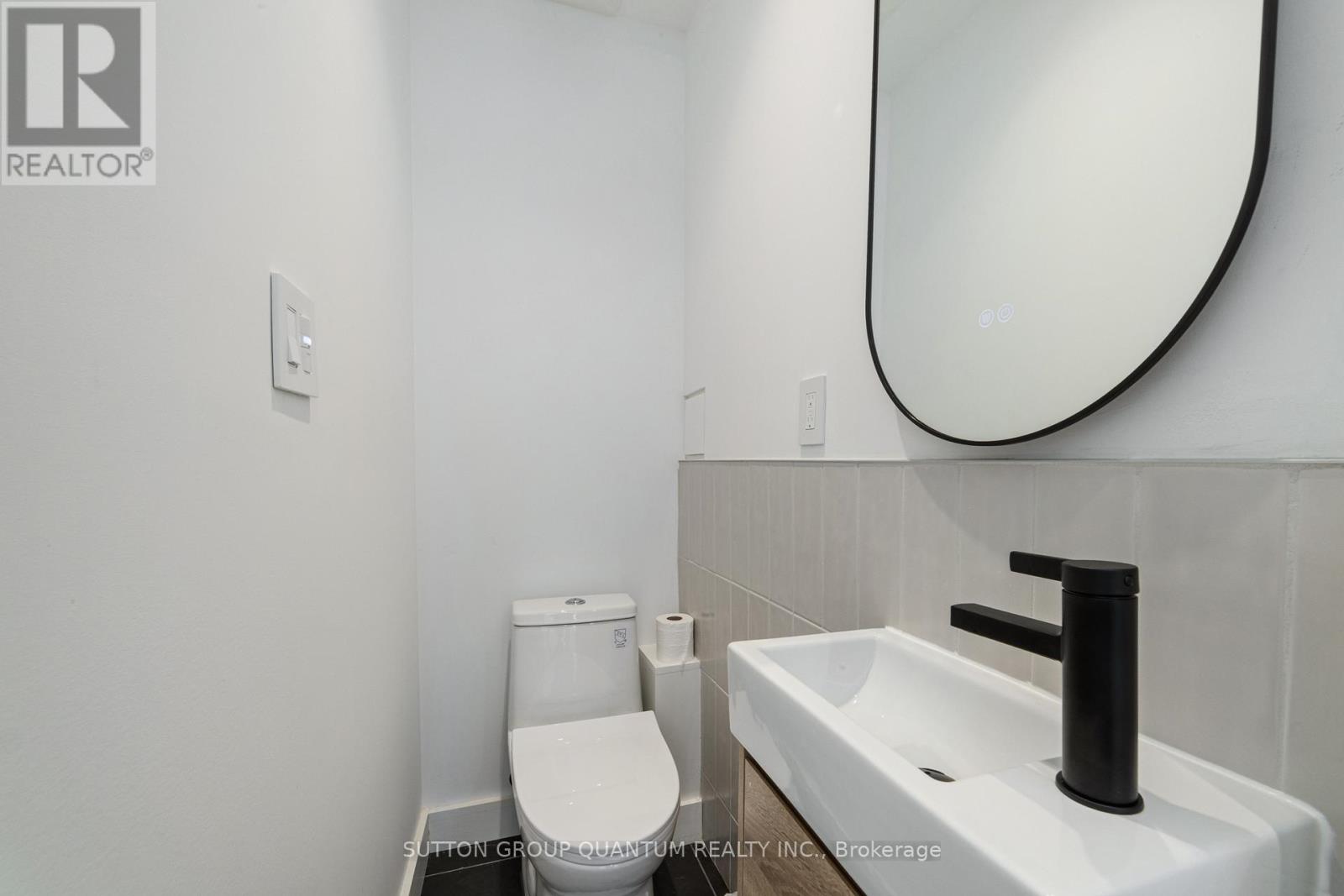 Garden Suite - 156 Mavety Street, Toronto, Ontario  M6P 2L9 - Photo 9 - W12445906