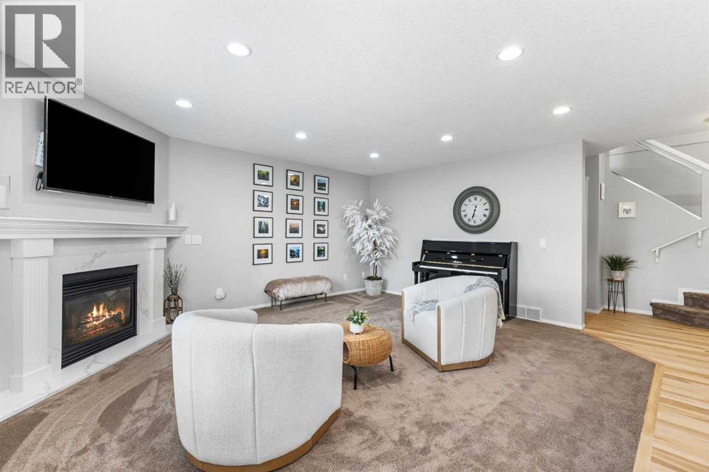 260 West Creek Circle, Chestermere, Alberta  T1X 1R5 - Photo 5 - A2258530