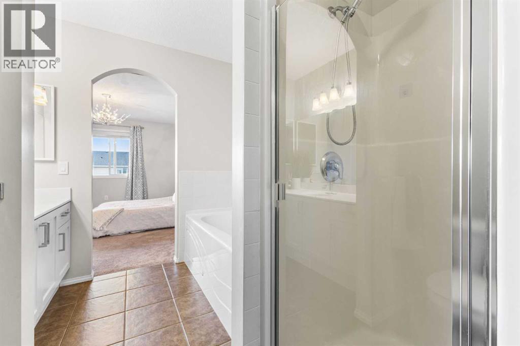 260 West Creek Circle, Chestermere, Alberta  T1X 1R5 - Photo 17 - A2258530