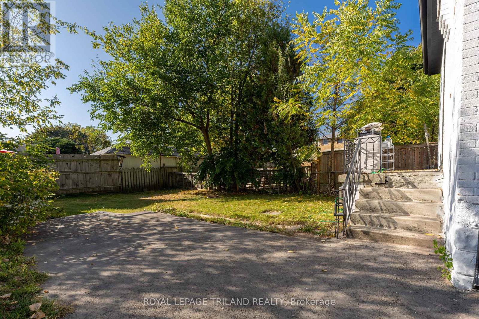 633 Hamilton Road, London East, Ontario  N5Z 1T1 - Photo 23 - X12445926
