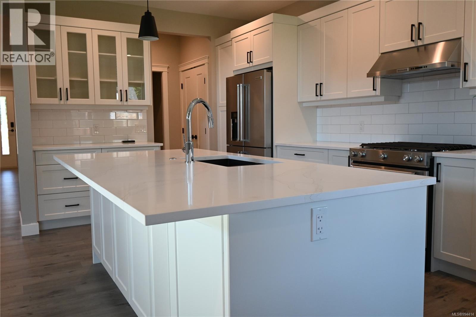 766 Sitka St, Campbell River, British Columbia  V9H 0G4 - Photo 13 - 994414