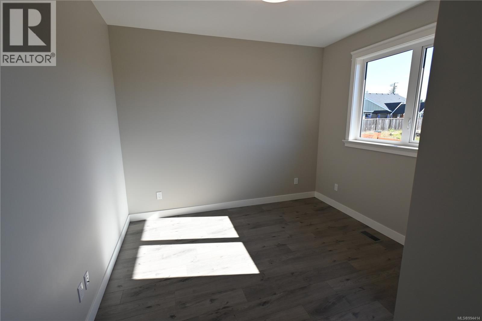 766 Sitka St, Campbell River, British Columbia  V9H 0G4 - Photo 37 - 994414