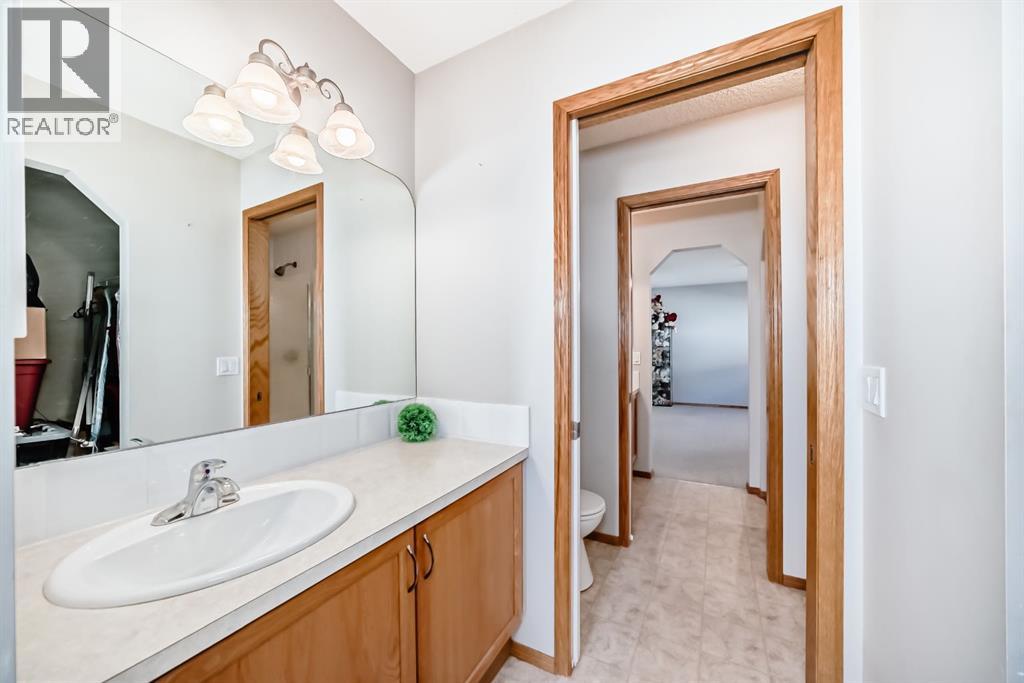 398 Chaparral Ridge Circle Se, Calgary, Alberta  T2X 3Y1 - Photo 22 - A2257329