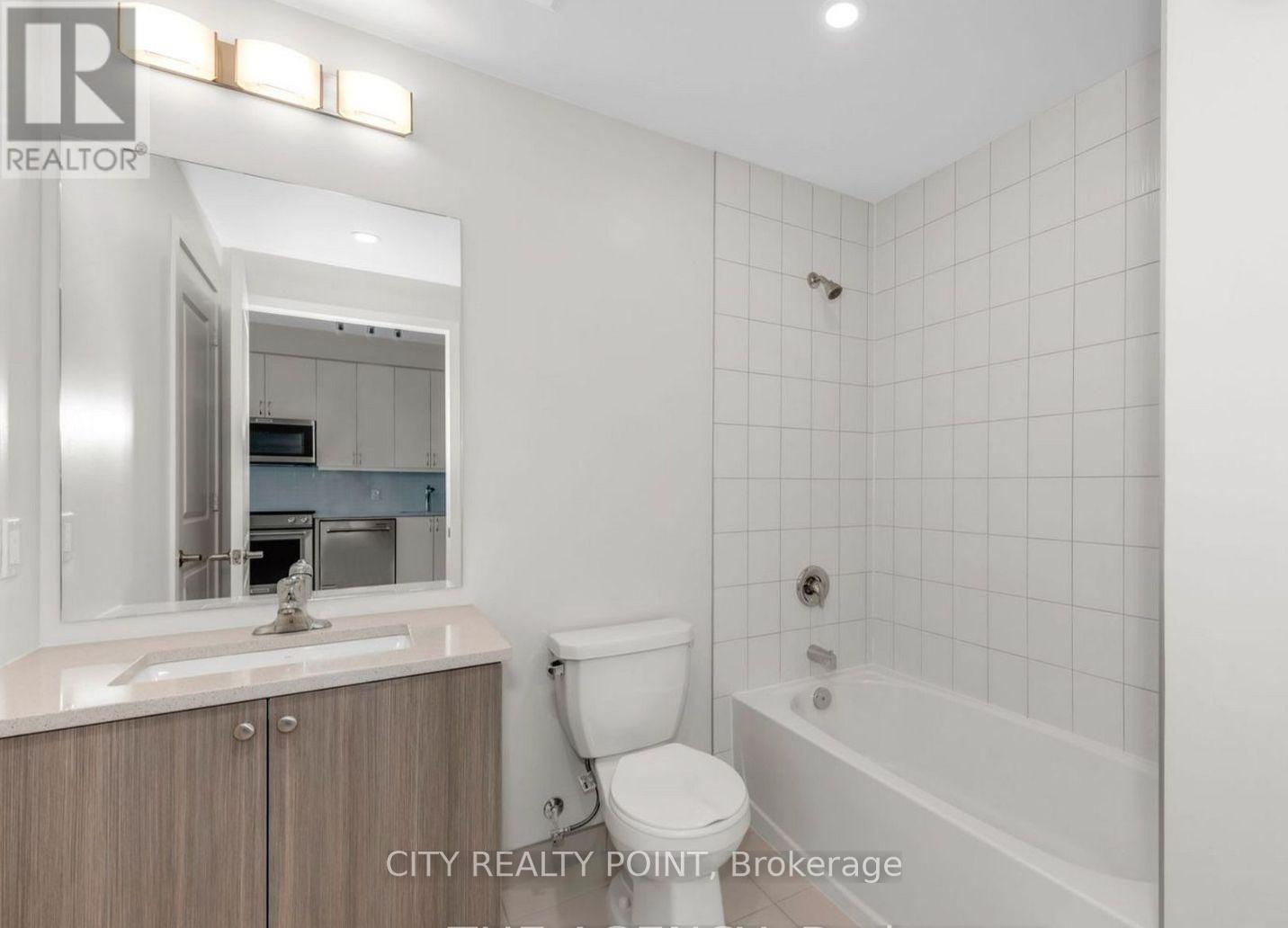 1406 - 38 Annie Craig Drive, Toronto, Ontario  M8V 0G9 - Photo 4 - W12411175