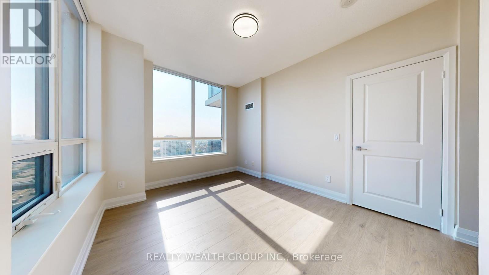 Lph2-05 - 75 North Park Road, Vaughan, Ontario  L4J 0H8 - Photo 15 - N12445921