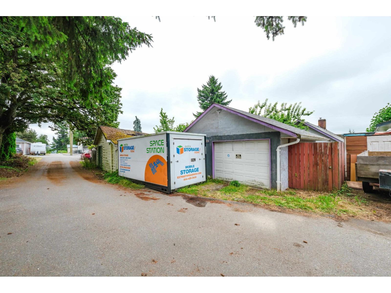 32881 1st Avenue, Mission, British Columbia  V2V 1E8 - Photo 2 - R3030019