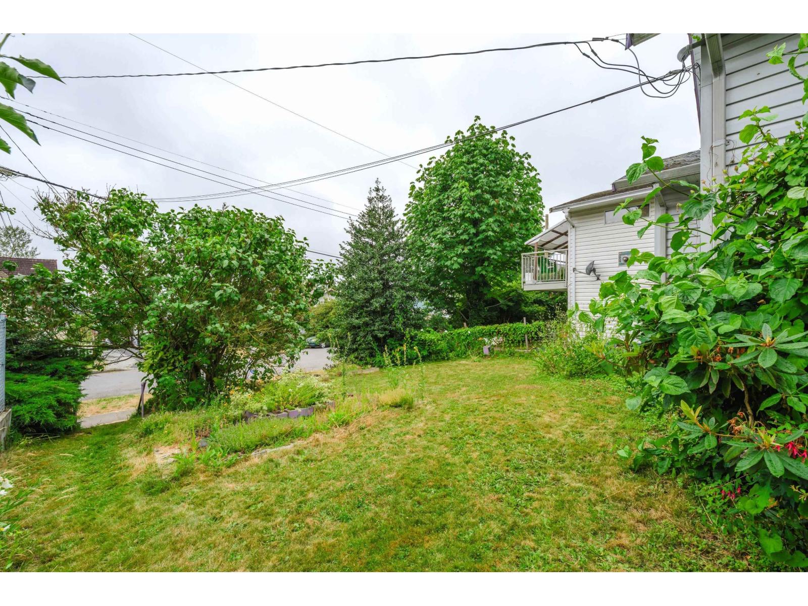 32881 1st Avenue, Mission, British Columbia  V2V 1E8 - Photo 9 - R3030019
