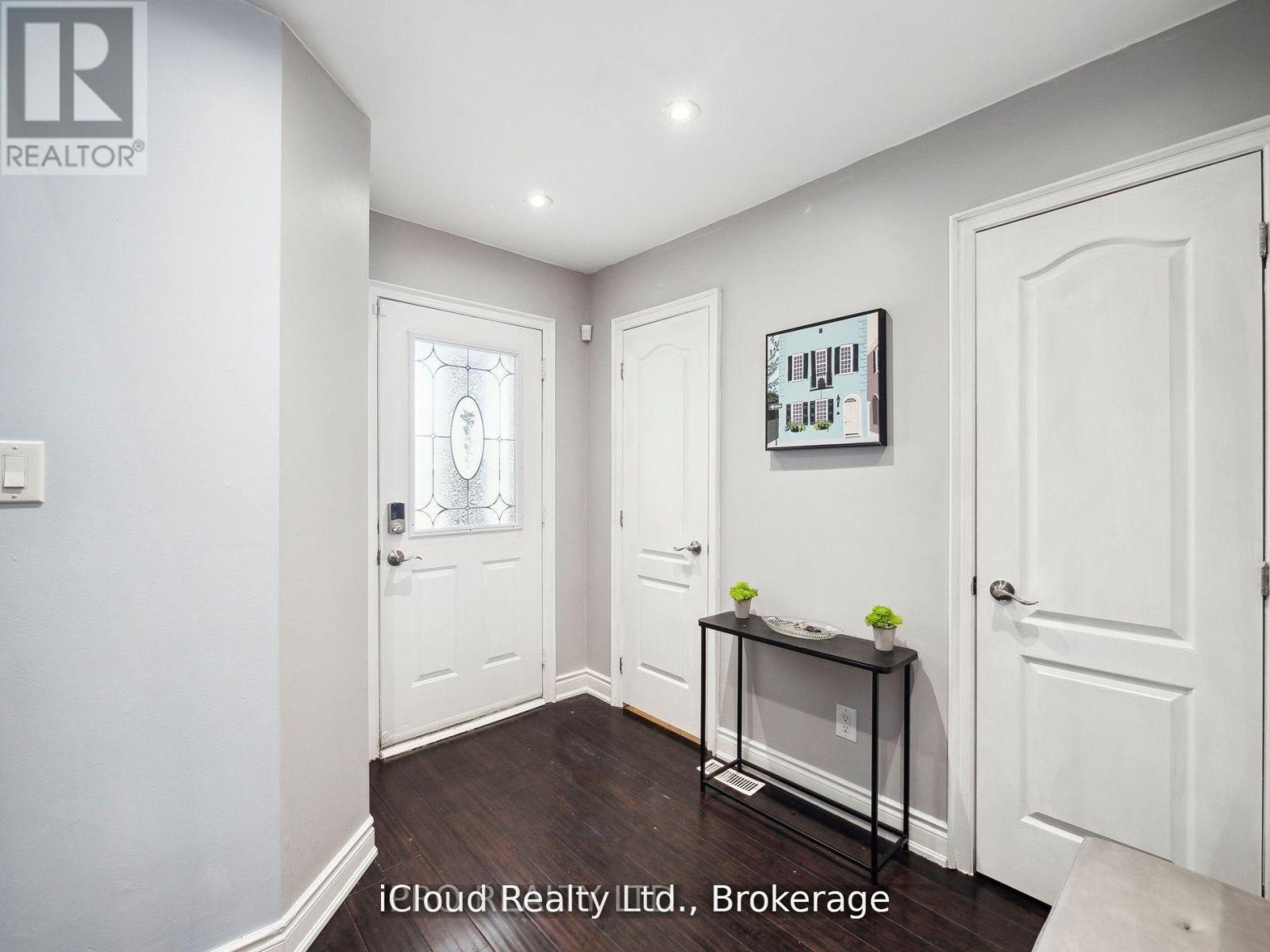 424 Jay Crescent, Orangeville, Ontario  L9W 4Z2 - Photo 4 - W12445924