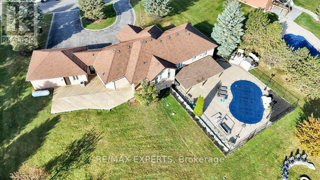 105 Kilkenny Trail, Bradford West Gwillimbury, Ontario  L3Z 3C5 - Photo 49 - N12386402