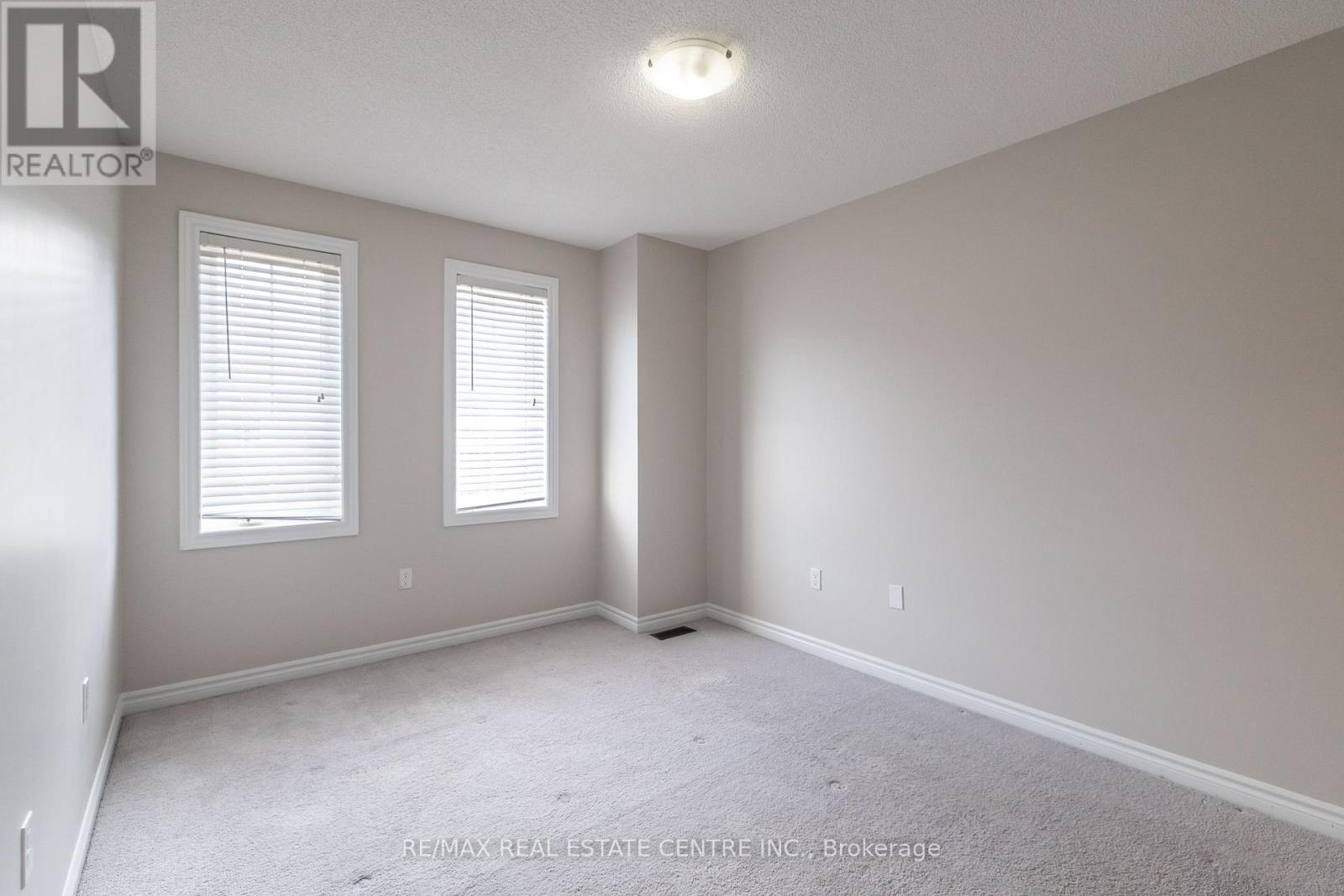 80 - 88 Decorso Drive, Guelph, Ontario  N1L 0A1 - Photo 11 - X12445916