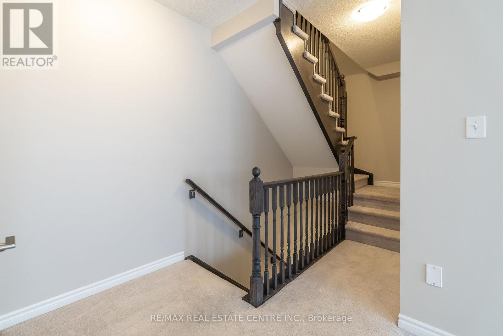 80 - 88 Decorso Drive, Guelph, Ontario  N1L 0A1 - Photo 17 - X12445916