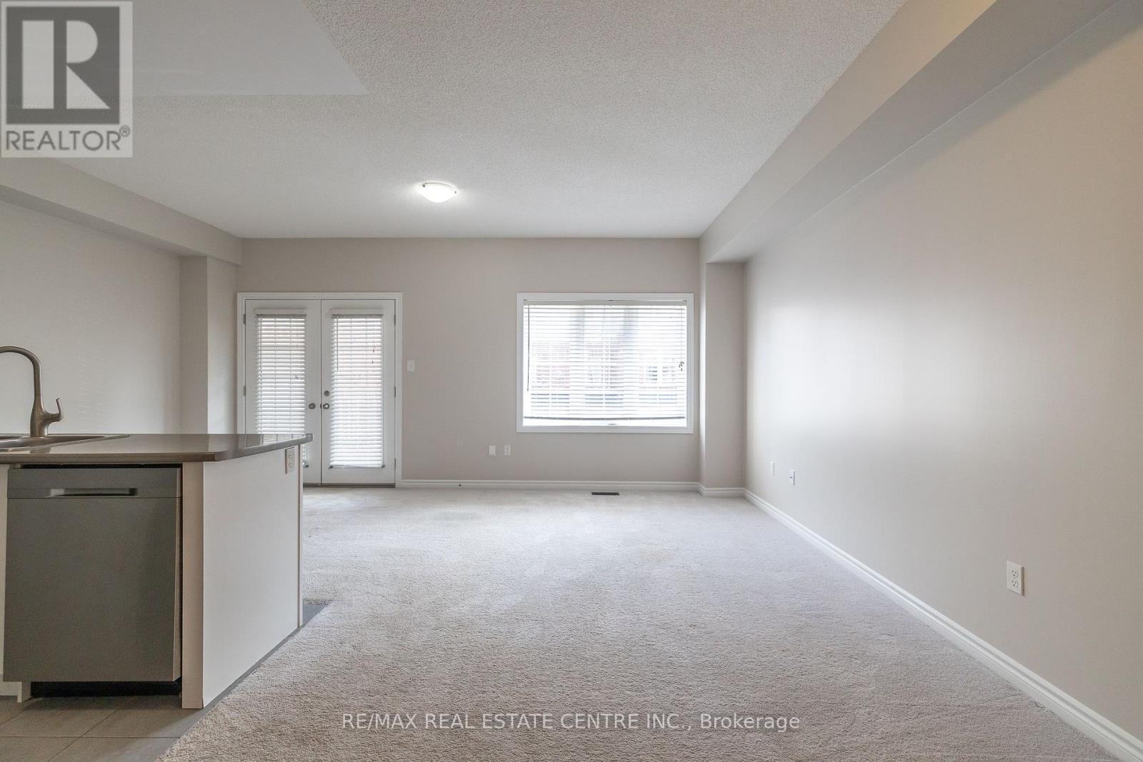 80 - 88 Decorso Drive, Guelph, Ontario  N1L 0A1 - Photo 19 - X12445916