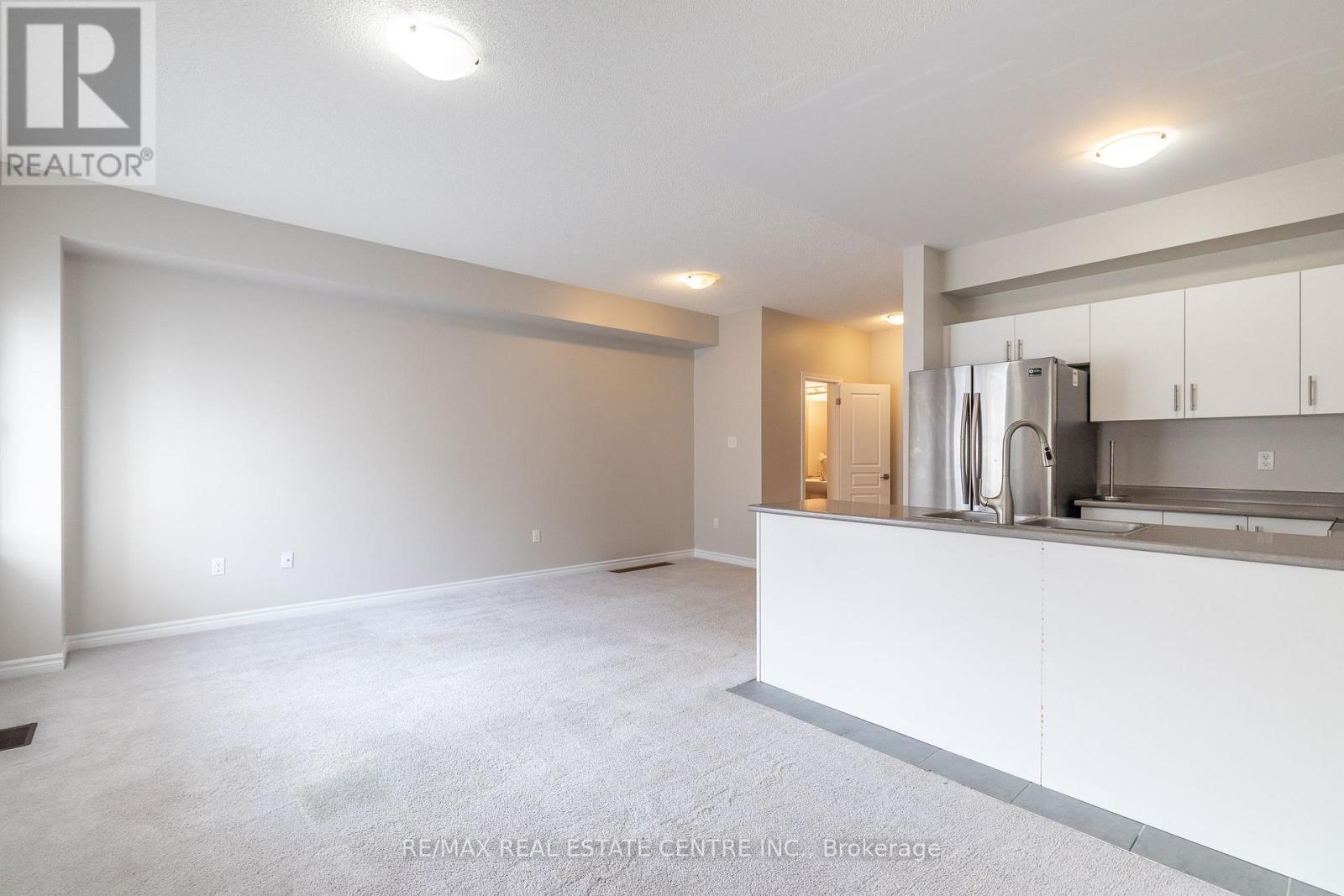 80 - 88 Decorso Drive, Guelph, Ontario  N1L 0A1 - Photo 30 - X12445916