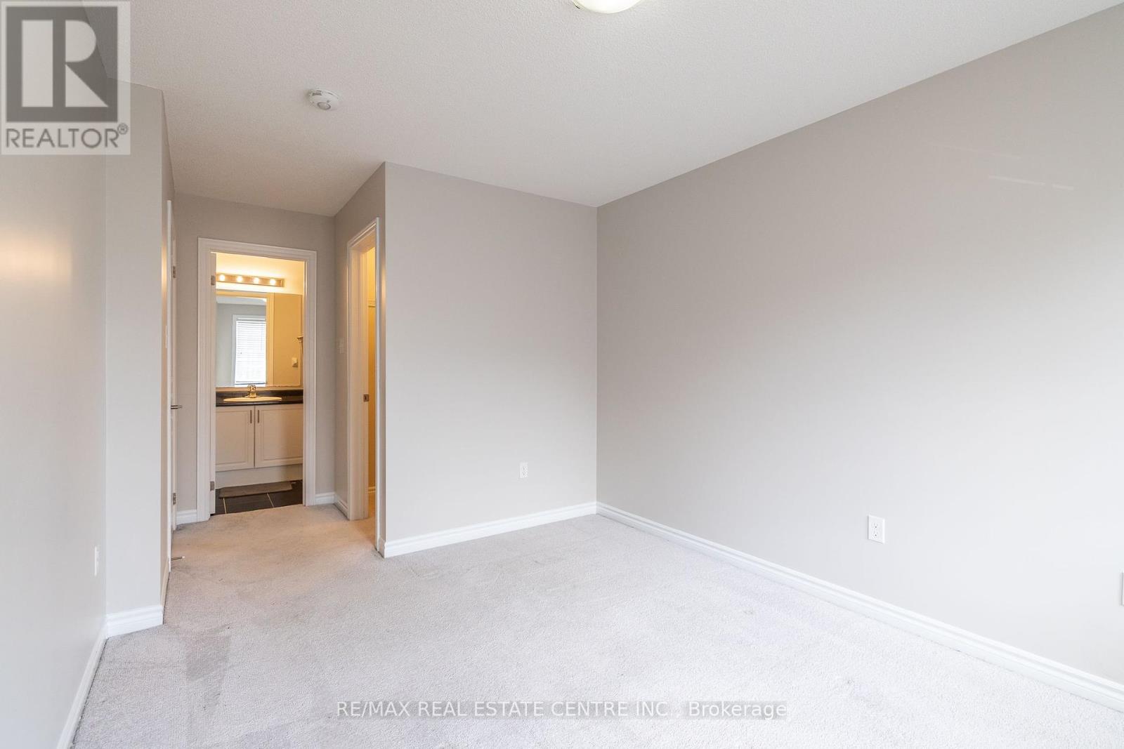 80 - 88 Decorso Drive, Guelph, Ontario  N1L 0A1 - Photo 39 - X12445916