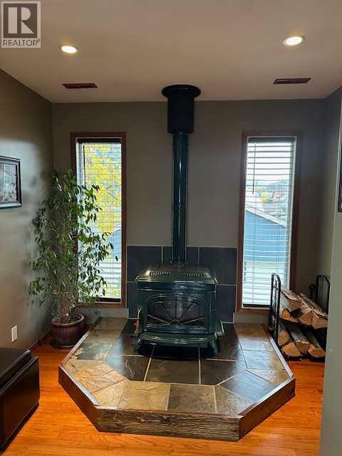 800 Connaught Drive, Jasper, Alberta  T0E 1E0 - Photo 3 - A2252150