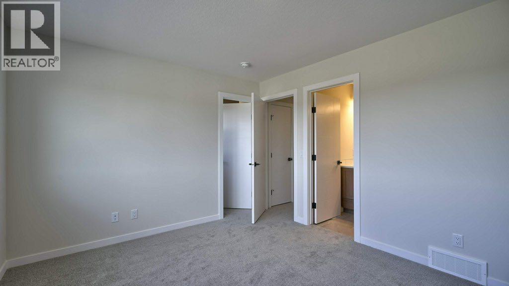 264 Legacy Glen Parade Se, Calgary, Alberta  T2X 5Z6 - Photo 32 - A2238166