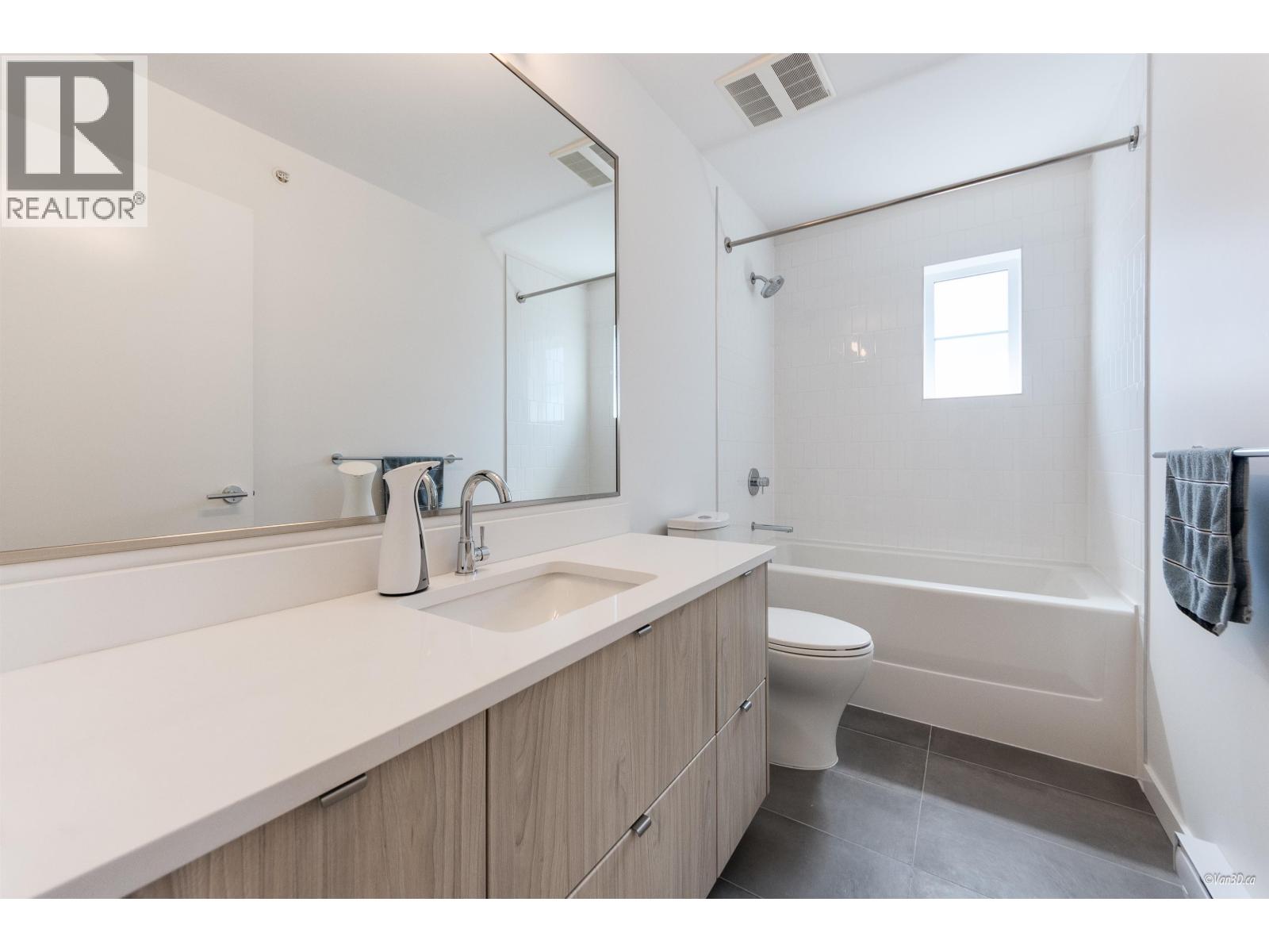 8 2560 Pitt River Road, Port Coquitlam, British Columbia  V3C 0G6 - Photo 14 - R3052085