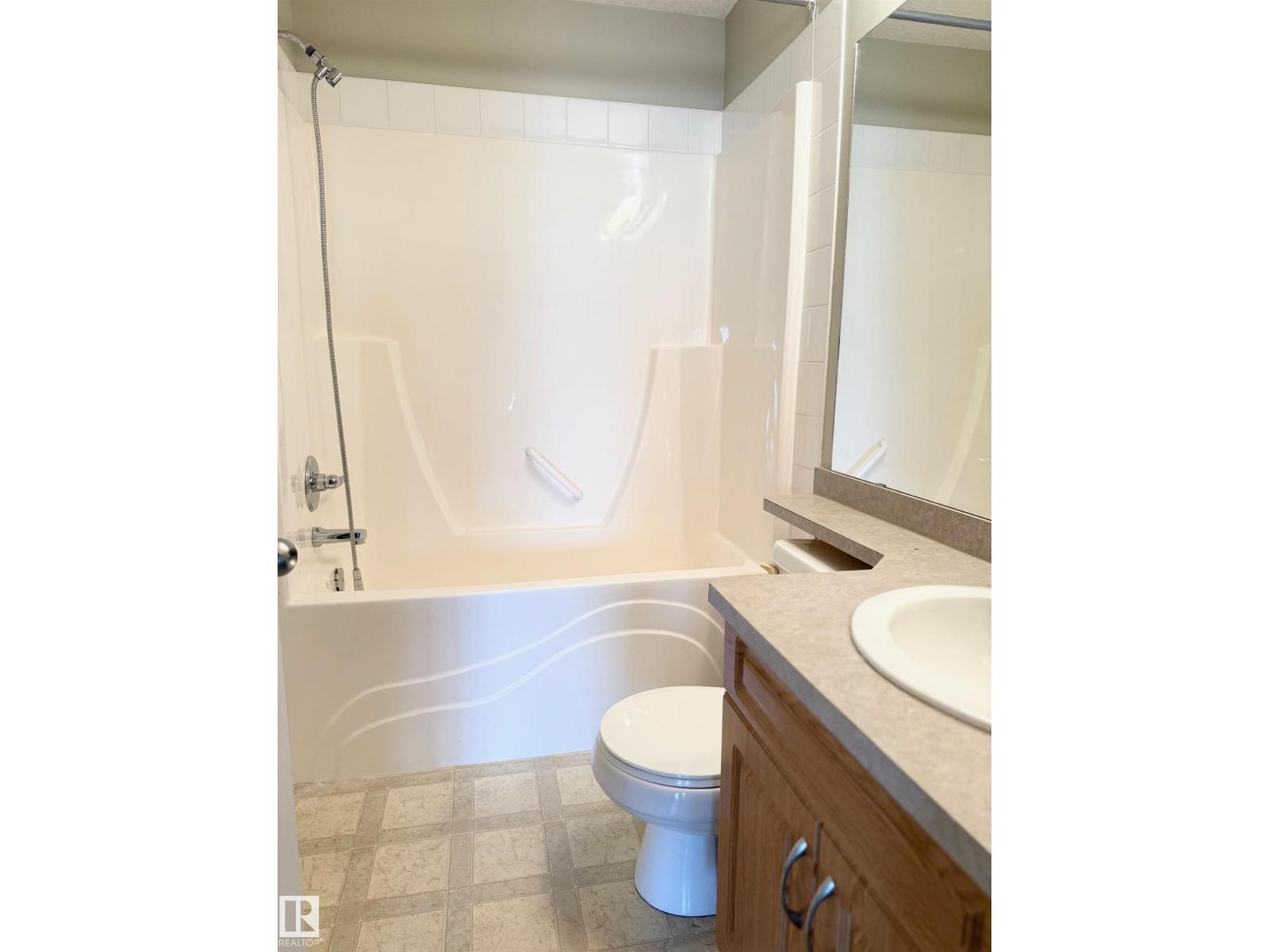 9945 167 St Nw, Edmonton, Alberta  T5P 0K5 - Photo 8 - E4460956