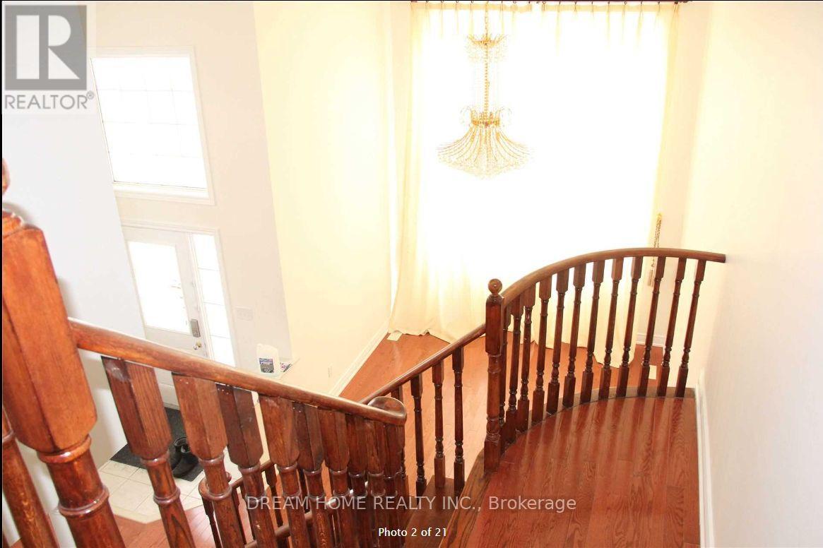 8 Mimosa Street, Markham, Ontario  L6E 1E1 - Photo 3 - N12387084