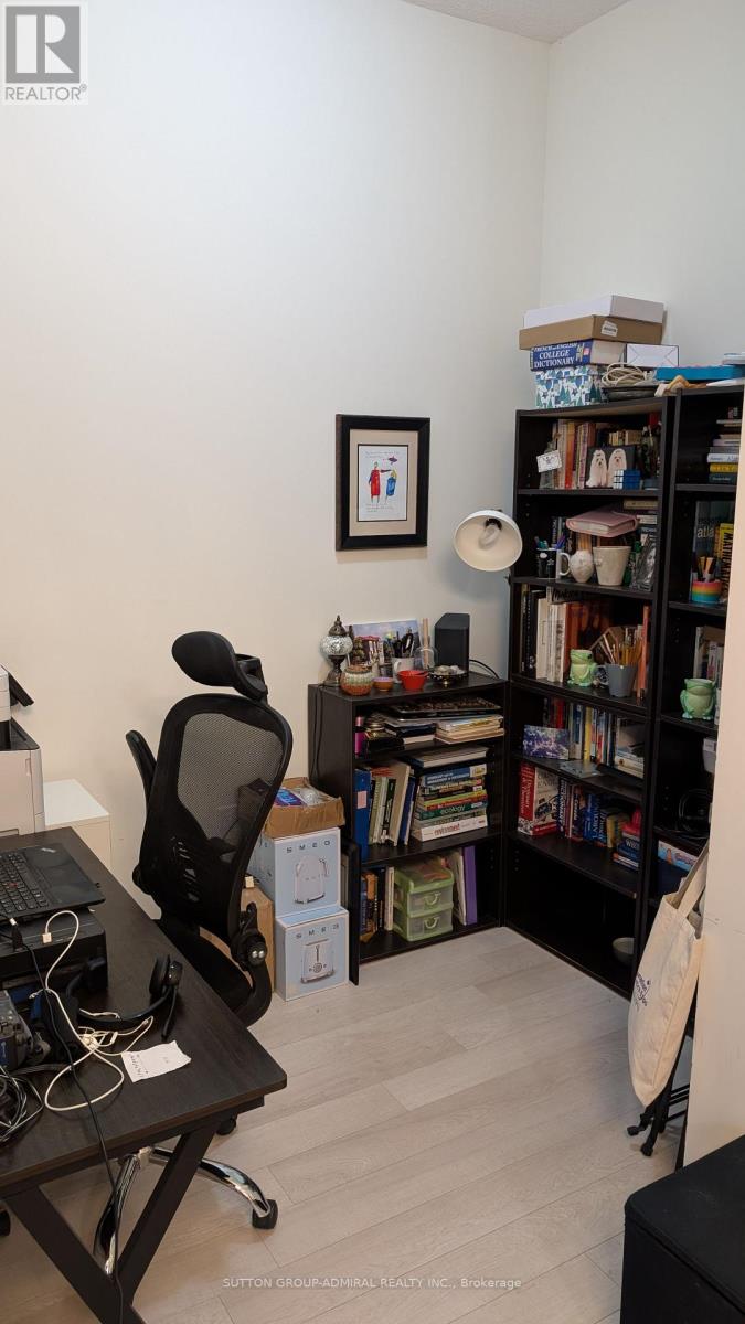 Ph12 - 39 Annie Craig Drive, Toronto, Ontario  M8N 0H1 - Photo 9 - W12445929