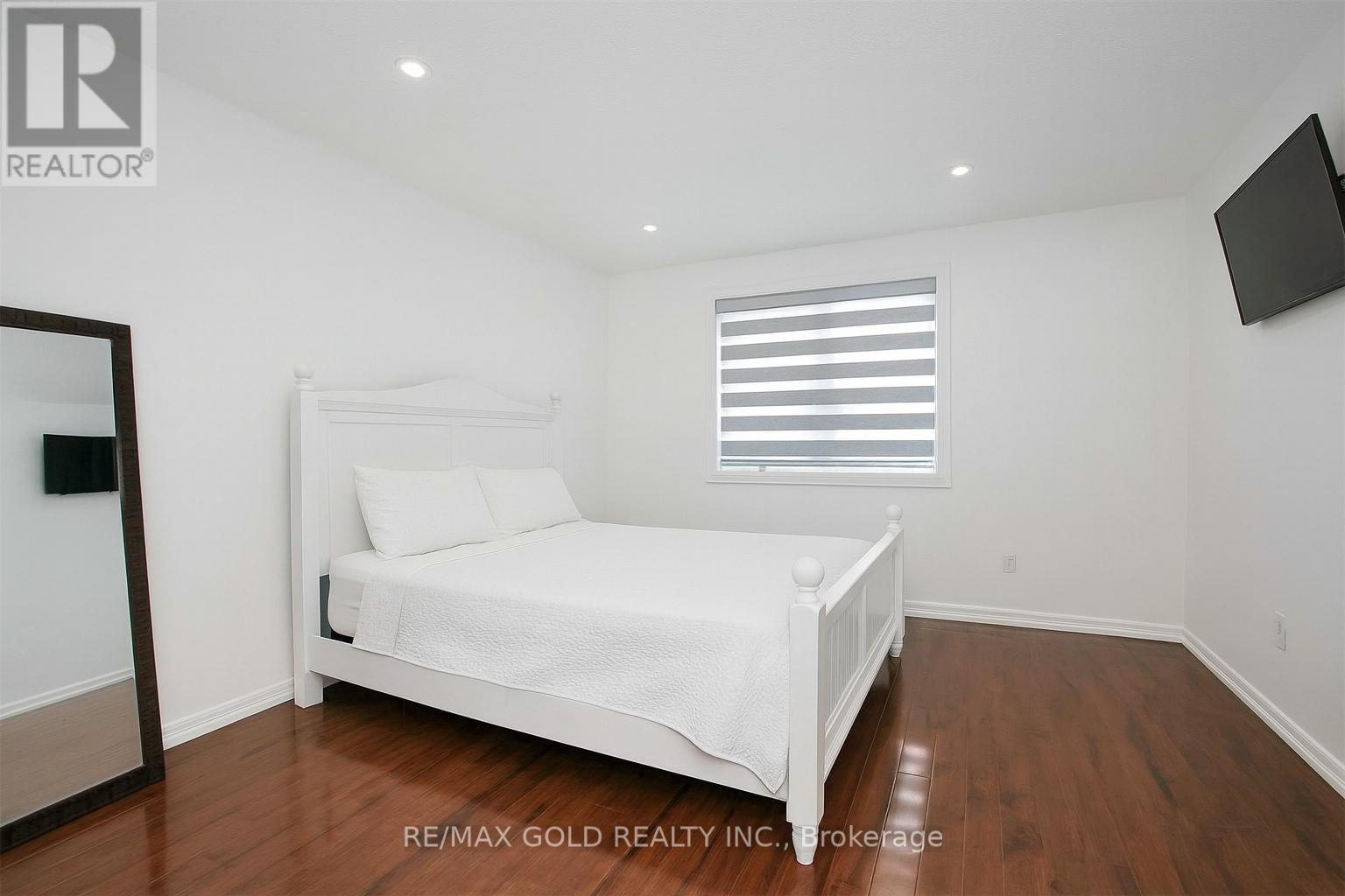 2 Hetherington Place, Brampton, Ontario  L6S 5M6 - Photo 13 - W12445931