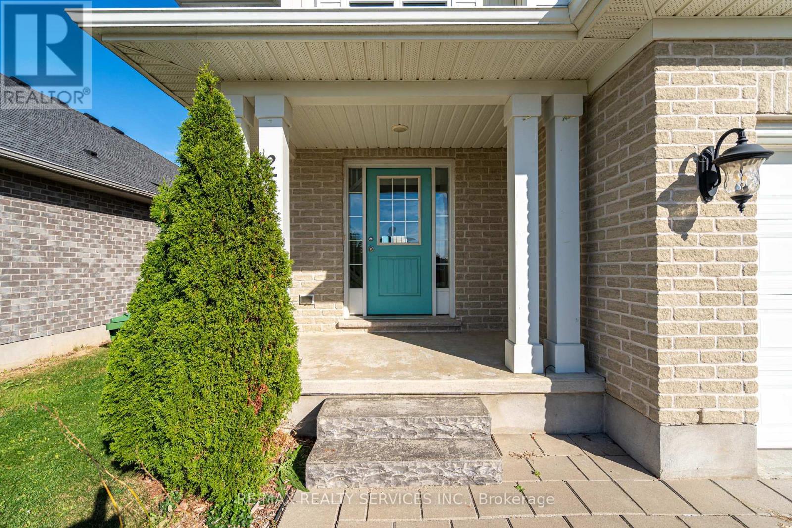 25 Acorn Trail, St. Thomas, Ontario  N5R 0H5 - Photo 2 - X12445928