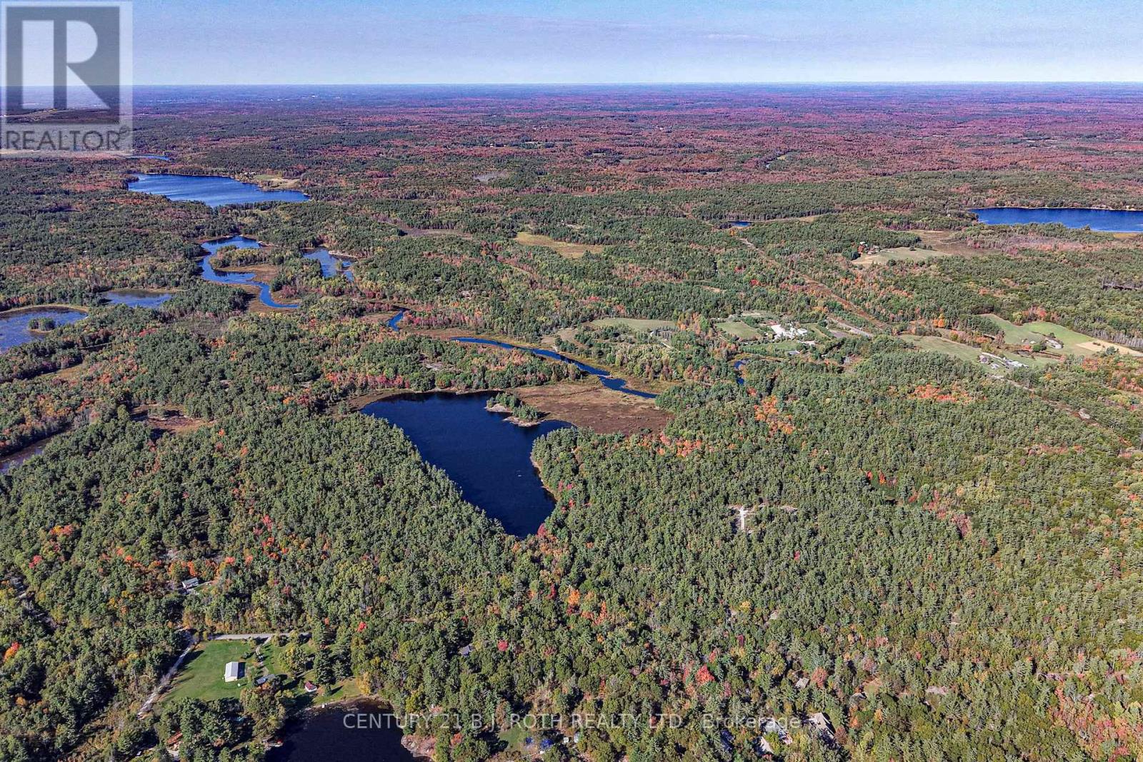2 - 1112 Sam Cook Road, Gravenhurst, Ontario  P1P 1R3 - Photo 15 - X12445930