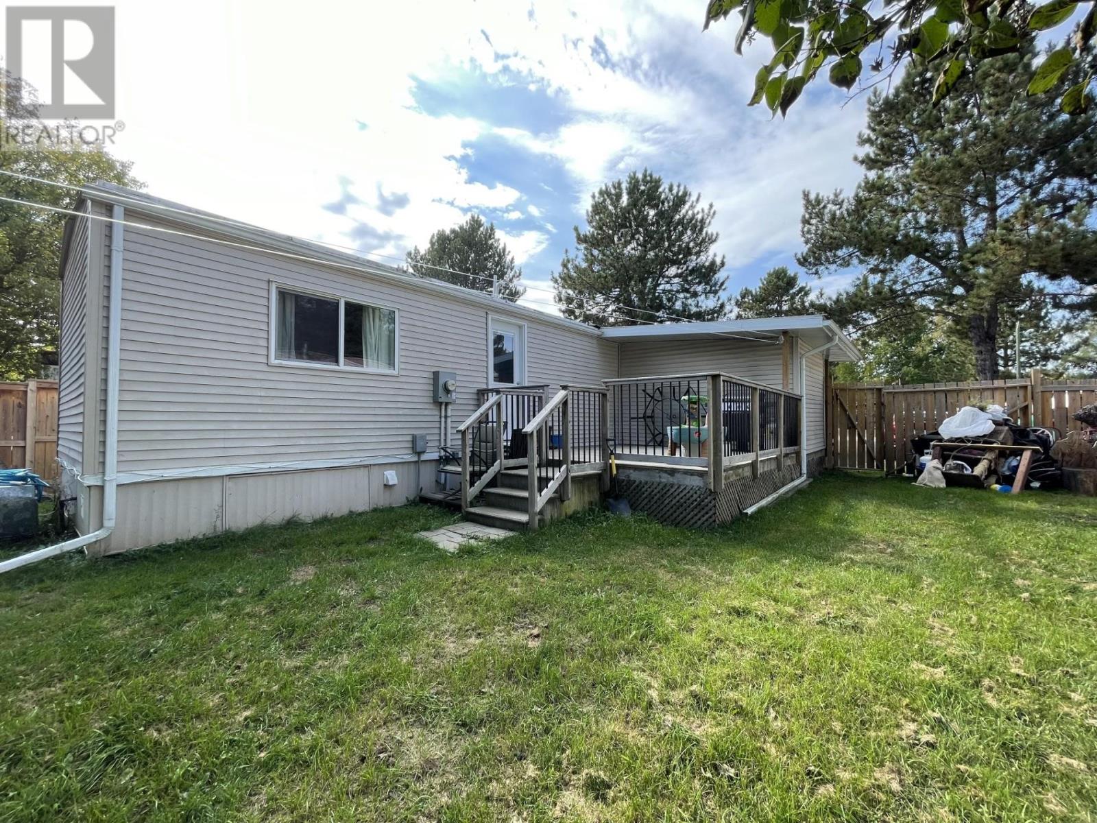 80 Taylor Dr, Thunder Bay, Ontario  P7K 1J9 - Photo 2 - TB253133