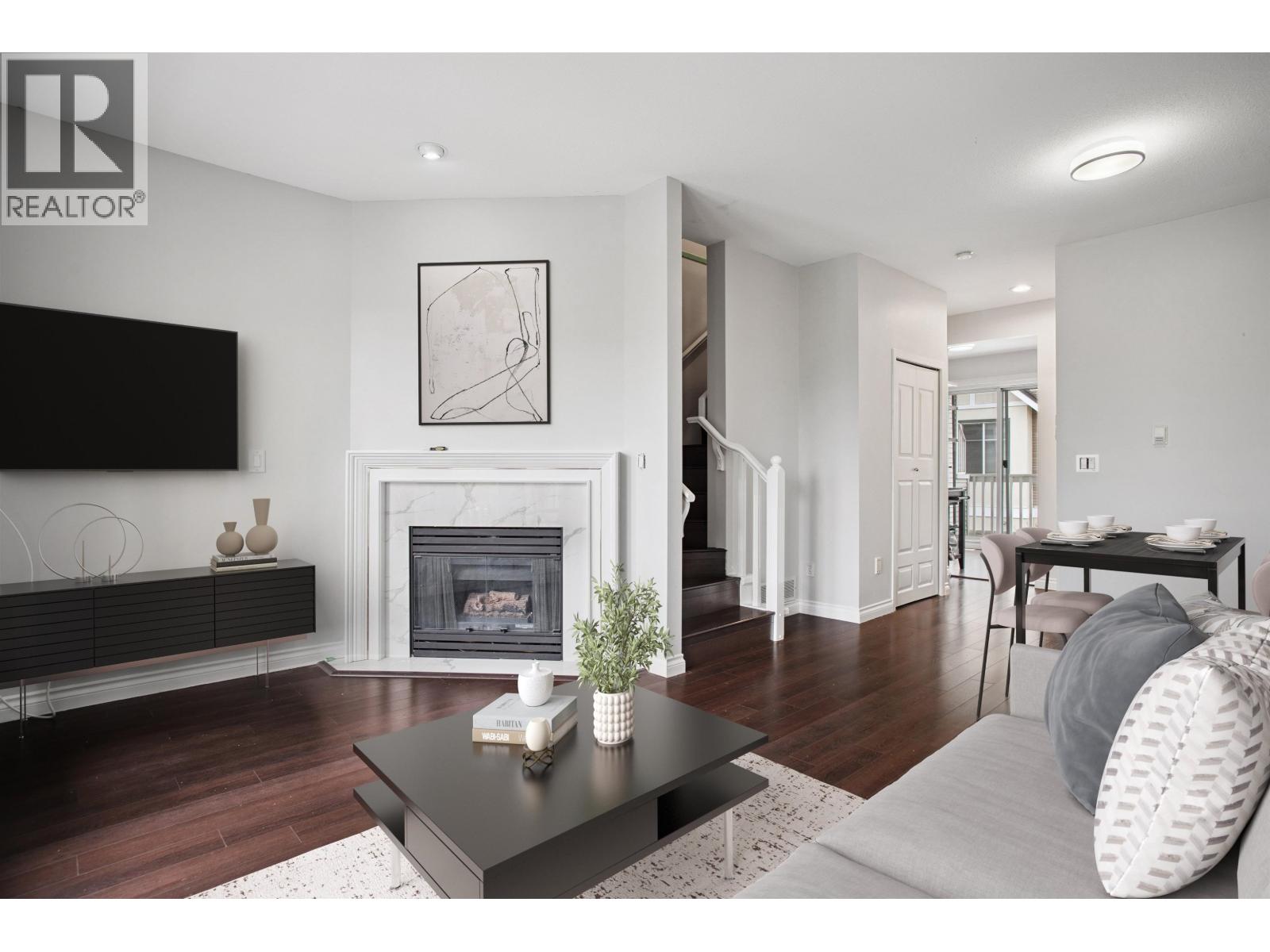 6 4933 FISHER DRIVE, Richmond, British Columbia