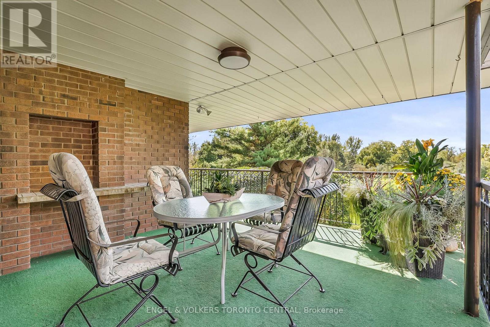 56 Cachet Parkway, Markham, Ontario  L6C 1C2 - Photo 15 - N12445947